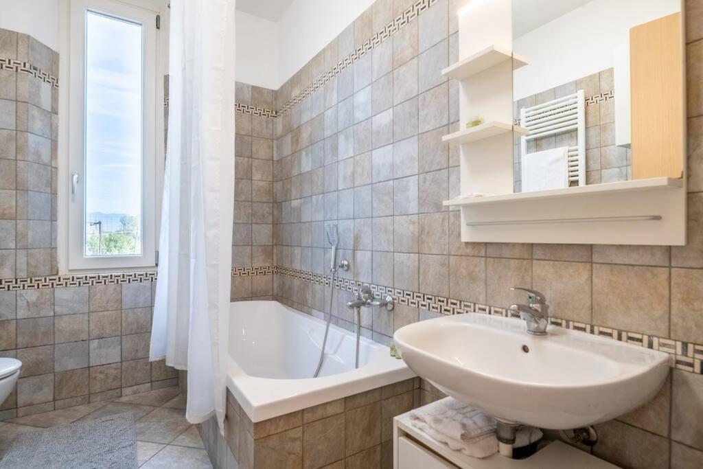 -Villa Emily- Parking, Garden & Wi-Fi Πίζα Εξωτερικό φωτογραφία